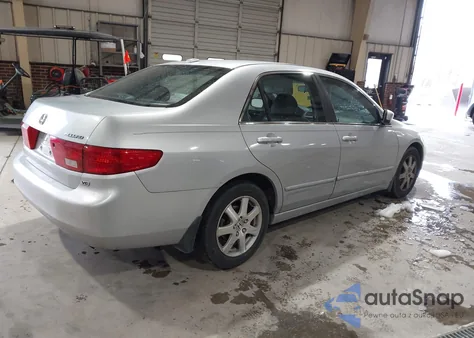 2005 Honda Accord 3.0 Ex z USA, uszkodzony, nr VIN 1HGCM66535A035562